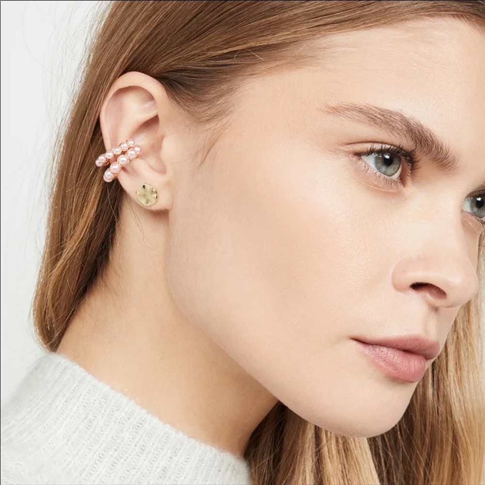 Anthro Carissa Pink Pearl Cuff Earrings - Picture 2 of 6